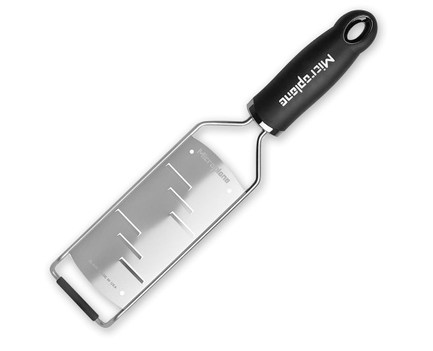 Microplane Терка Gourmet крупная, стружка, 31.2х7.5 см, черная 45006m Microplane