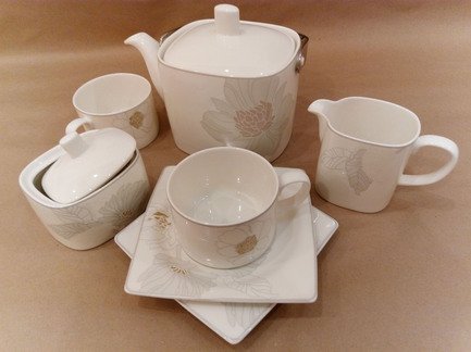 Royal Bone China Сервиз чайный 