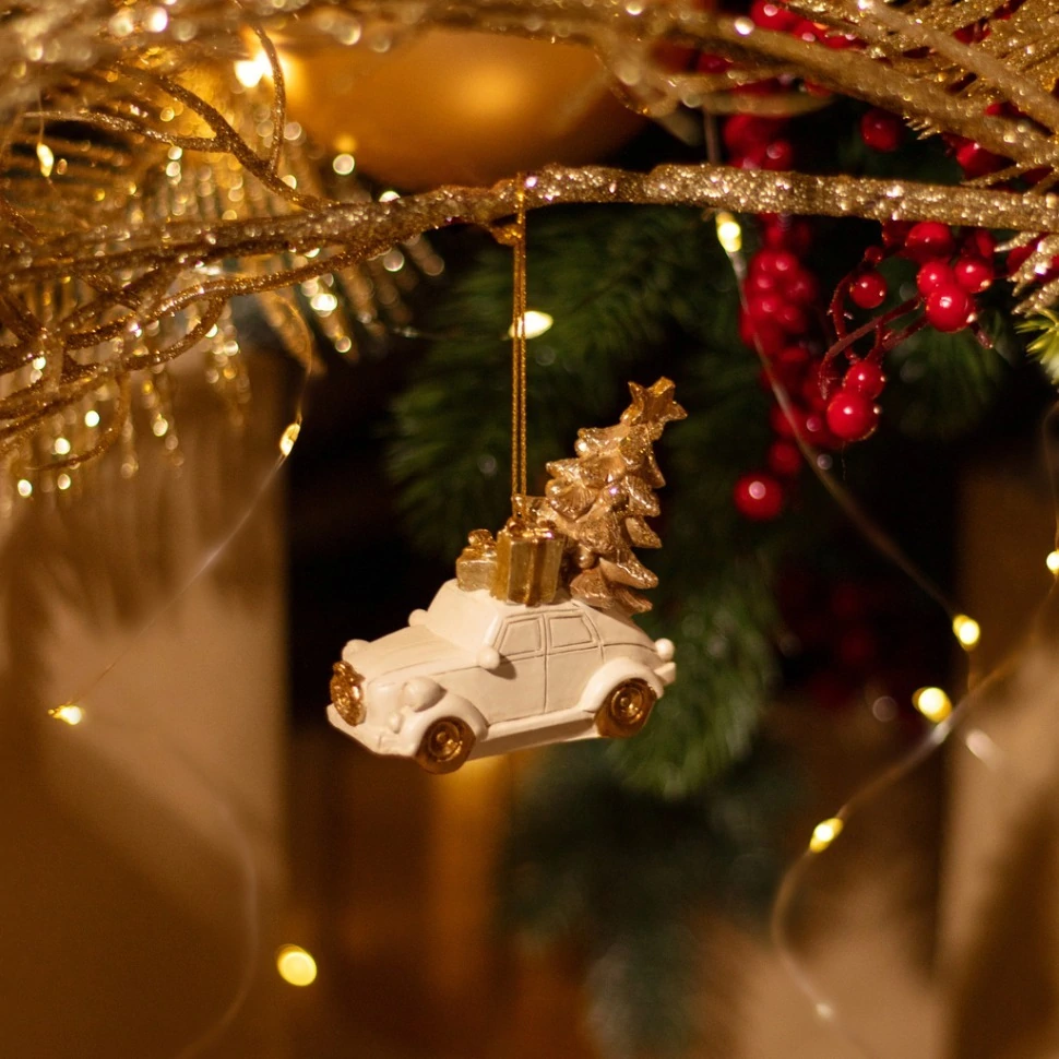 Елочное украшение Машина с елкой, 7х3.5х6.5 см