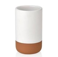 Andrea House     Ceramic, 6.511 