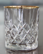 Crystal Bohemia    Brixton Gold (320 ), 4 .