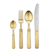 Cutipol    Carre Gold  , 24 .