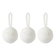 Tkano    Fluffy white New Year Essential, 3 .