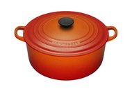 Le Creuset  , 22  (3.3 ) 