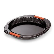 Le Creuset    , 26  (94100732000000)