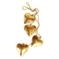   Golden Hearts, 4 .